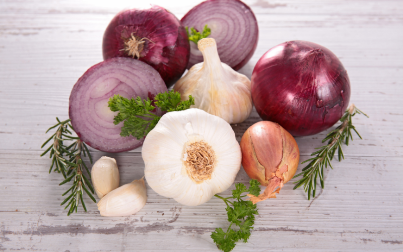 BÍ QUYẾT TỪ CĂN BẾP: 3 LOẠI GIA VỊ TỰ NHIÊN GIÚP GIẢM HO VÀ LÀM DỊU ĐAU HỌNG HIỆU QUẢ